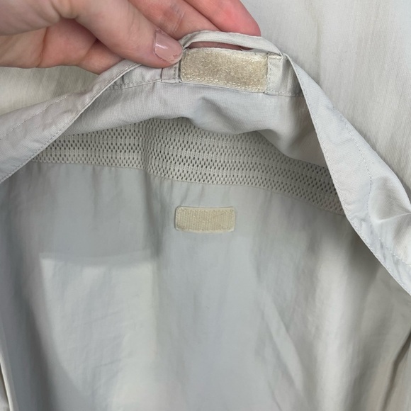 REI Beige Long Sleeve Vented Fishing Button Down Shirt Large Men’s GUc - Picture 14 of 16